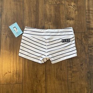 Fleo striped white and black OG shorts